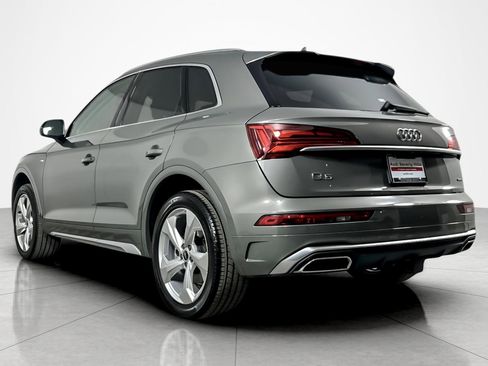 Used 2023 Audi Q5 2.0T Premium Plus w/ Premium Plus Package image 3