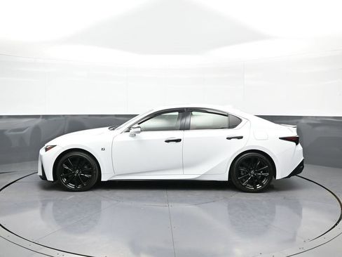 Used 2023 Lexus IS 350 F Sport image 9