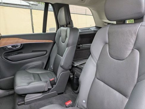 Used 2023 Volvo XC90 B6 Plus w/ Protection Package Premier image 20