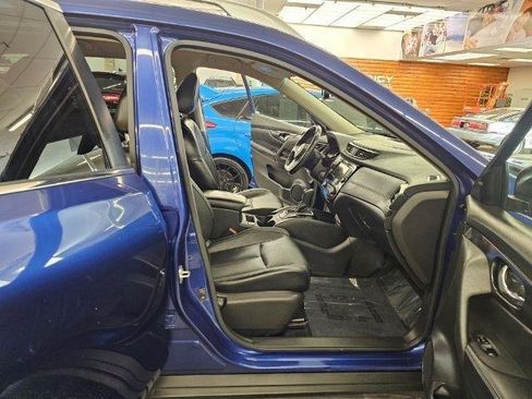 Used 2018 Nissan Rogue SL AWD/4WD image 34