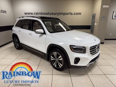 Used 2025 Mercedes-Benz GLB 250 image 1