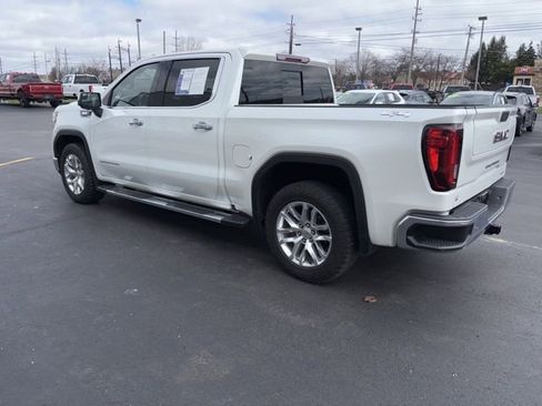 Used 2021 GMC Sierra 1500 SLT w/ SLT Premium Package image 17