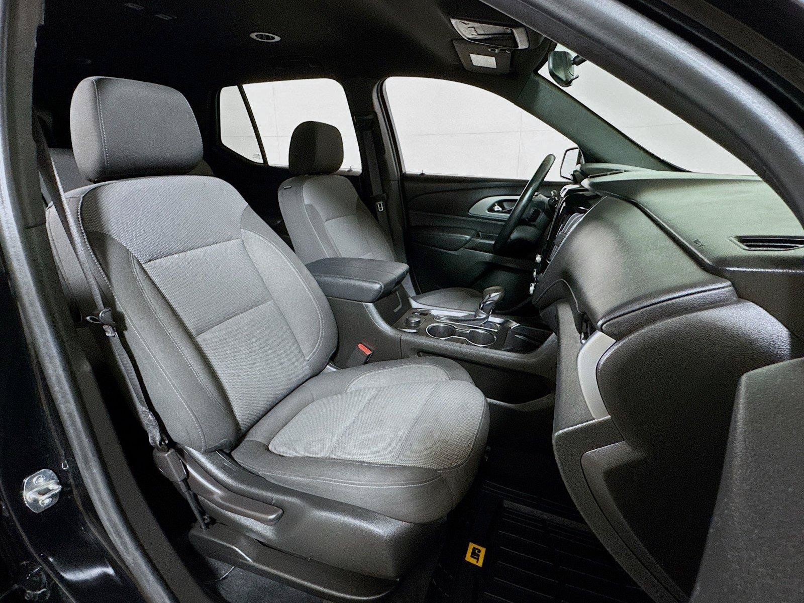 Used 2023 Chevrolet Traverse LT AWD/4WD image 26
