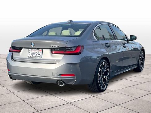 Used 2025 BMW 330i Sedan w/ Convenience Package image 15