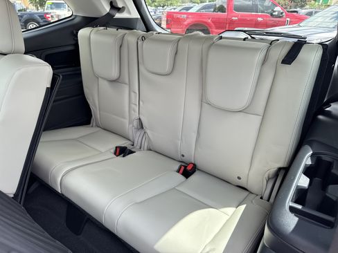 New 2026 Subaru Ascent Limited AWD/4WD image 29