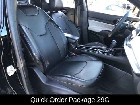 Used 2023 Jeep Compass Limited w/ Elite Group AWD/4WD image 6