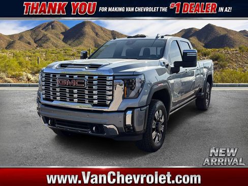 Used 2024 GMC Sierra 2500 Denali w/ Denali Reserve Package AWD/4WD image 1
