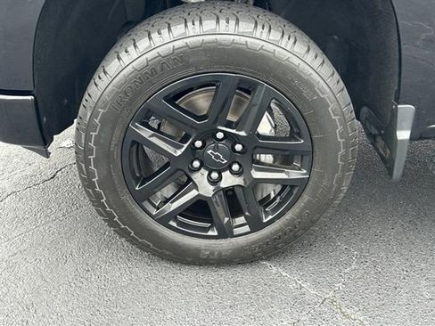 Used 2023 Chevrolet Silverado 1500 LT Trail Boss w/ LT Trail Boss Premium Package image 34