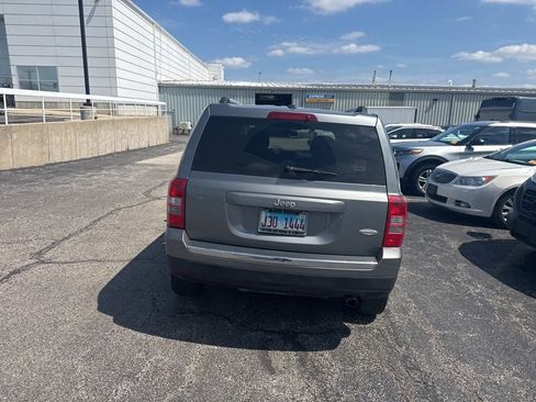 Used 2011 Jeep Patriot Latitude image 4