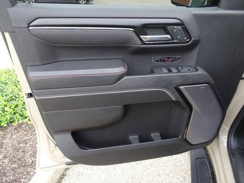 Used 2023 GMC Sierra 1500 AT4X AWD/4WD image 9
