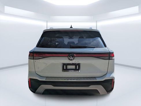 New 2026 Volkswagen Tiguan S FWD image 4