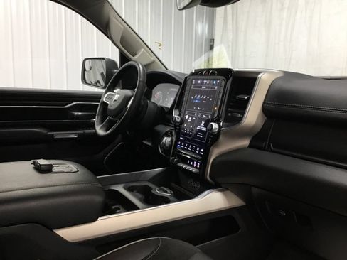 Used 2022 RAM 1500 Laramie AWD/4WD image 20
