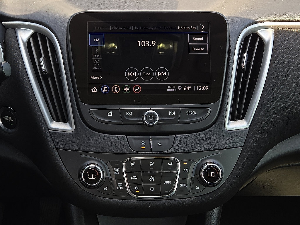 Used 2024 Chevrolet Malibu LT FWD image 11