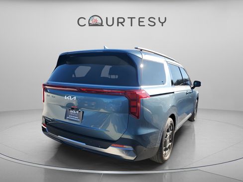 New 2026 Kia Carnival SX image 4
