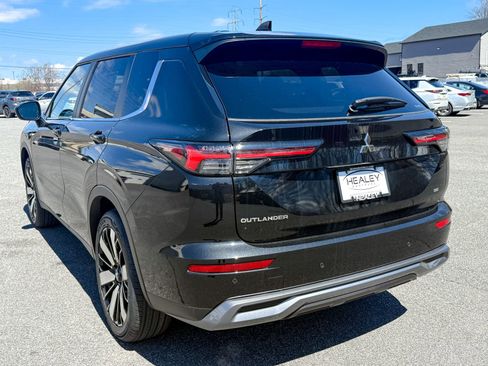 New 2026 Mitsubishi Outlander AWD image 5