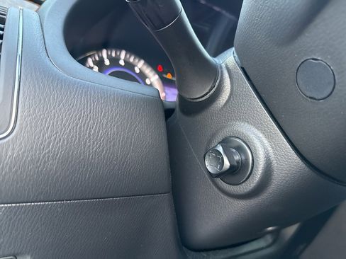 Used 2016 INFINITI QX80 Luxe w/ 22" Wheel Package image 24