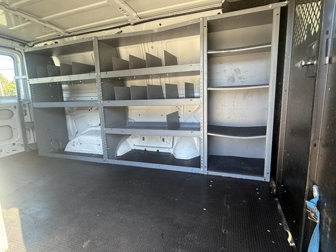 Used 2013 Ford E-250 and Econoline 250 w/ PWR Group image 14