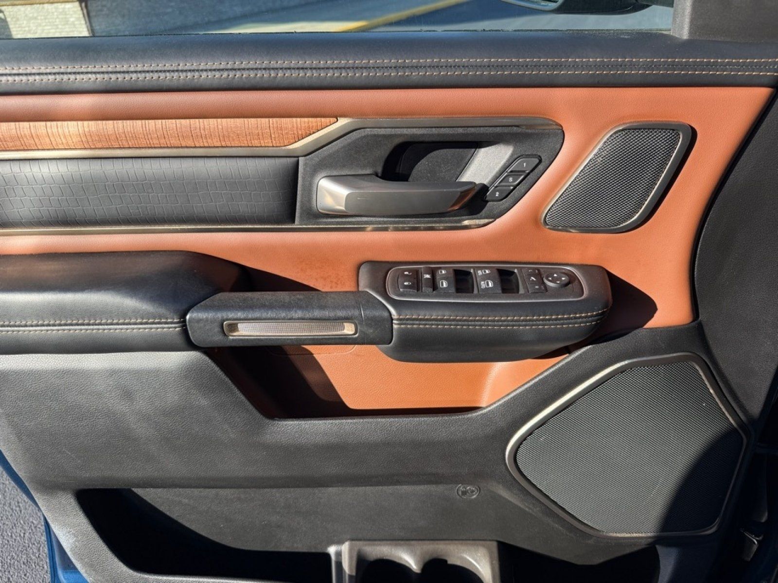 Used 2022 RAM 1500 Limited AWD/4WD image 34