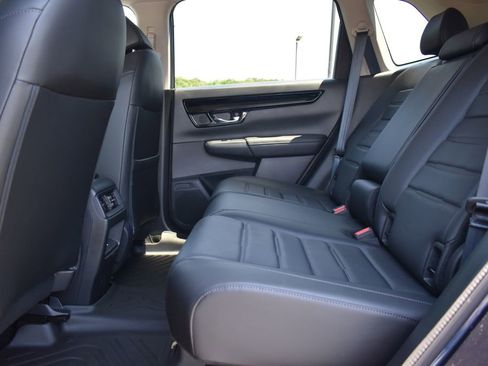 Used 2025 Honda CR-V EX-L image 11