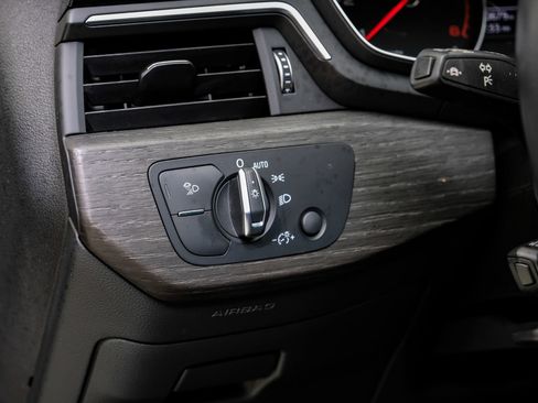 Used 2022 Audi A5 2.0T Premium image 33