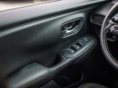 Used 2024 Honda HR-V Sport image 25