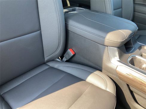 New 2026 Chevrolet Silverado 1500 RST image 33