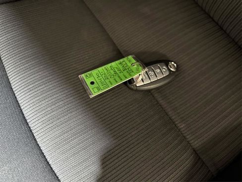 Used 2021 Nissan Sentra SV FWD image 26