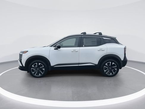 New 2026 Nissan Kicks SV w/ Cold Weather Package AWD/4WD image 5