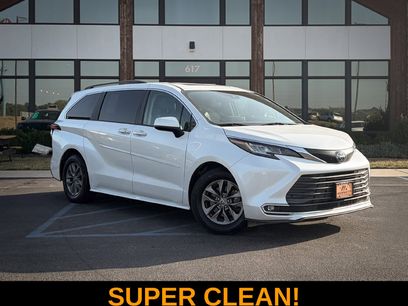 Used 2022 Toyota Sienna XLE