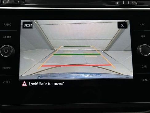 Used 2024 Volkswagen Tiguan SEL R-Line w/ MDO Package, Two-Row AWD/4WD image 21