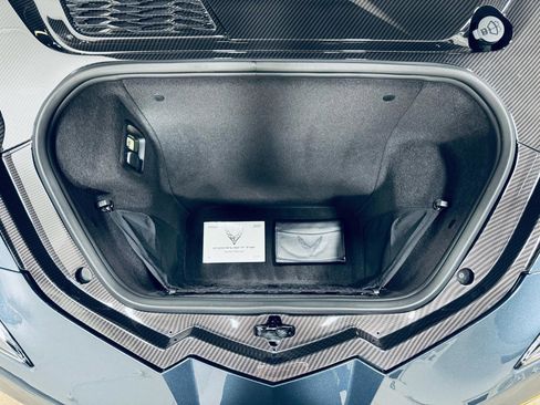 Used 2021 Chevrolet Corvette Stingray Premium Conv w/ Z51 Performance Package image 19