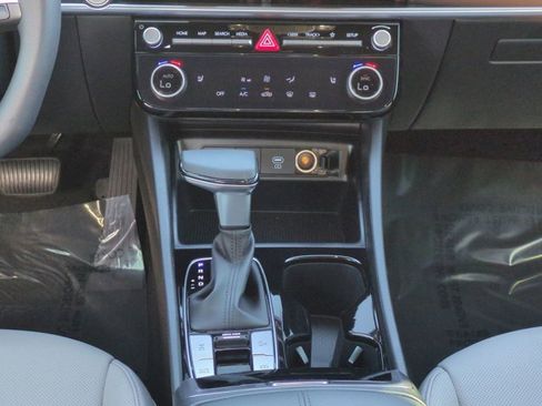 Used 2025 Hyundai Santa Cruz SEL image 19