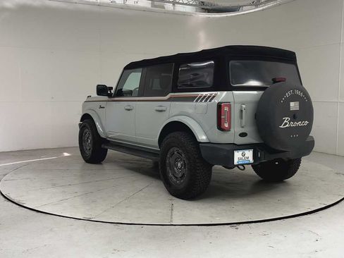 Used 2022 Ford Bronco Outer Banks AWD/4WD image 3