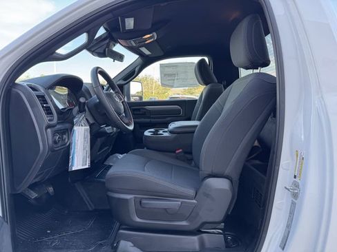 New 2026 RAM 4500 Tradesman w/ Chrome Appearance Group image 15