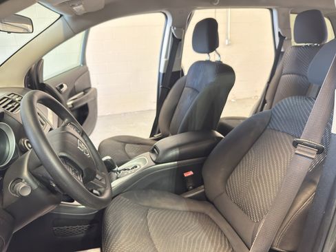 Used 2016 Dodge Journey SE image 15