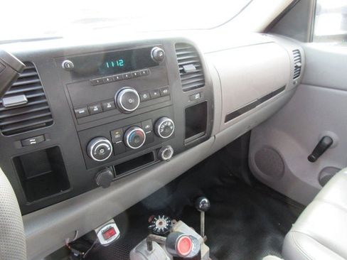 Used 2007 Chevrolet Silverado 3500 W/T w/ Snow Plow Prep Package AWD/4WD image 13
