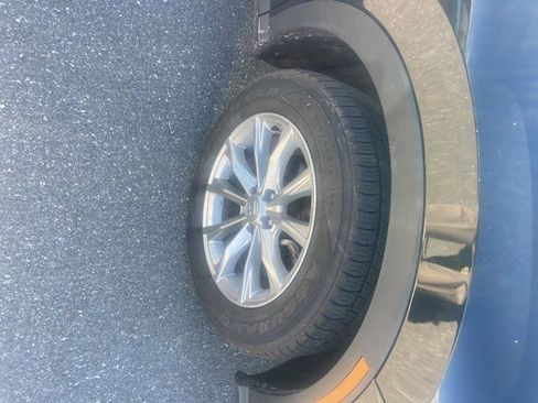 Used 2024 Honda CR-V EX-L image 13