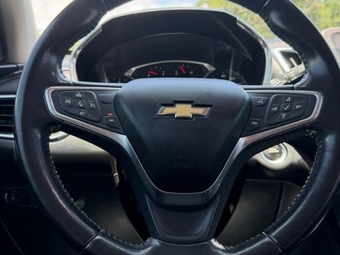 Used 2020 Chevrolet Equinox LT w/ Driver Convenience Package FWD image 18