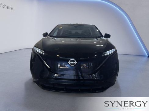 Used 2023 Nissan Ariya FWD image 2