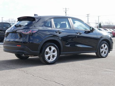 Used 2023 Honda HR-V LX image 6