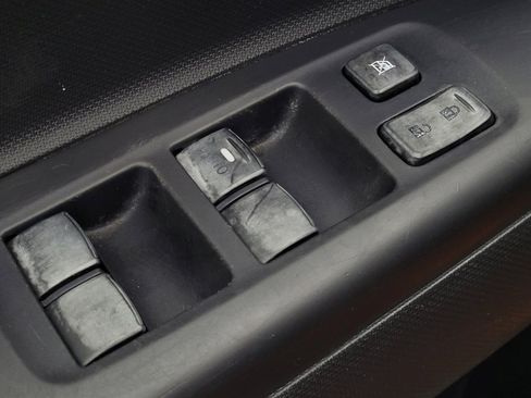 Used 2019 Mitsubishi Mirage ES image 27