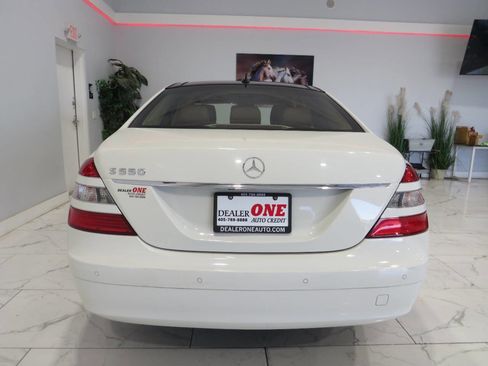 Used 2008 Mercedes-Benz S 550 image 4