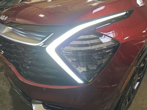 Used 2025 Kia Sportage SX image 49