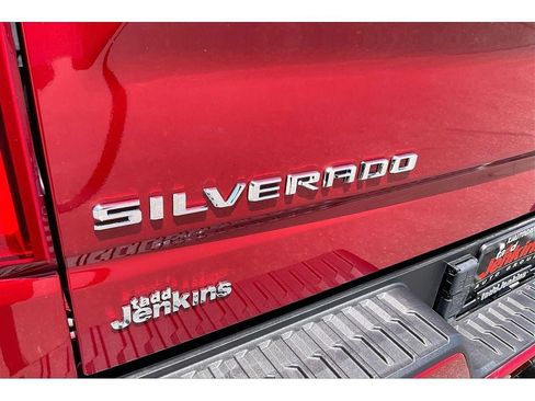 Used 2024 Chevrolet Silverado 1500 High Country AWD/4WD image 33