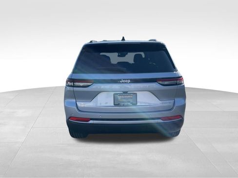 New 2026 Jeep Grand Cherokee Limited RWD image 6