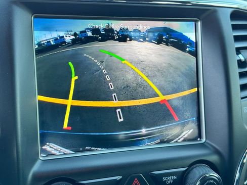 Used 2018 Jeep Grand Cherokee Limited w/ Luxury Group II image 28