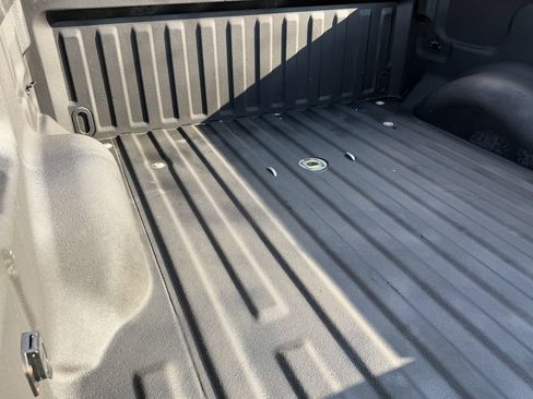 Used 2012 Ford F150 Lariat w/ Lariat Plus Pkg AWD/4WD image 13