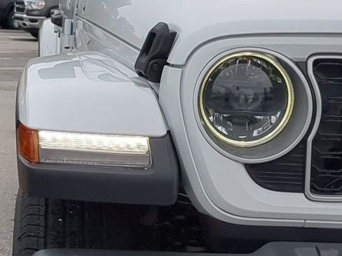 New 2024 Jeep Wrangler Sahara w/ Technology Group image 11