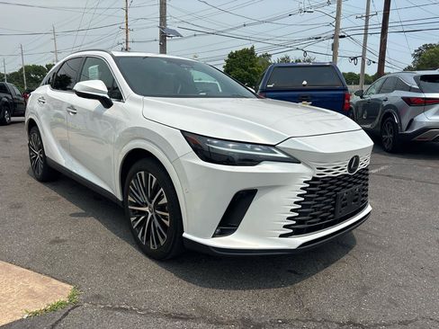 Used 2023 Lexus RX 350 Premium Plus w/ Accessory Package AWD/4WD image 8