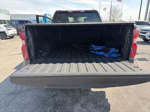 Used 2023 Chevrolet Silverado 1500 Custom AWD/4WD image 8